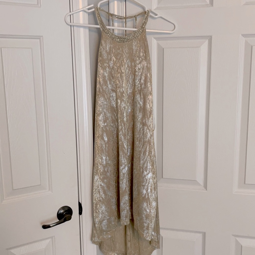 cute astr dress!! strappy back🤩✨⚡️💫